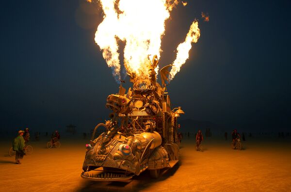 Фестиваль Burning Man в Неваде Фестиваль Burning Man в Неваде