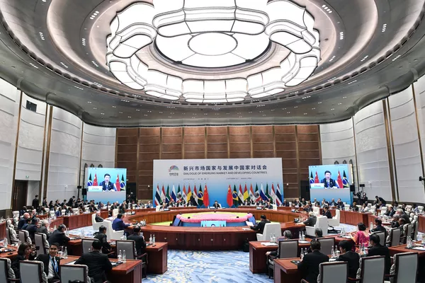 Встреча лидеров БРИКС с главами приглашенных государств. 5 сентября 2017