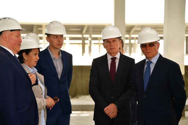 Губернатор Сахалинской области Олег Кожемяко и Госсекретарь Григорий Рапота обсудили перспективы сотрудничества регионов РФ и РБ Губернатор Сахалинской области Олег Кожемяко и Госсекретарь Григорий Рапота обсудили перспективы сотрудничества регионов РФ и РБ