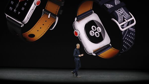 Главный операционный директор Apple Джефф Уильямс на презентации новых продуктов Apple Главный операционный директор Apple Джефф Уильямс на презентации новых продуктов Apple