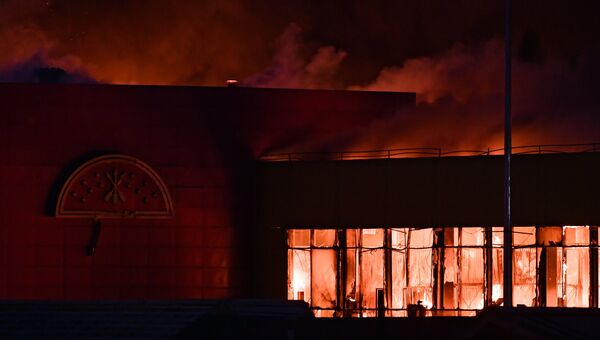Пожар на строительном рынке Синдика, расположенном у МКАД в районе Строгино. 8 октября 2017 Пожар на строительном рынке Синдика, расположенном у МКАД в районе Строгино. 8 октября 2017