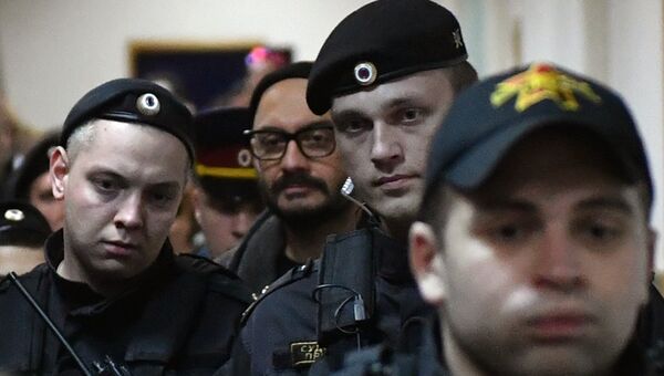 Режиссер Кирилл Серебренников в Басманном суде Москвы. 17 октября 2017 Режиссер Кирилл Серебренников в Басманном суде Москвы. 17 октября 2017