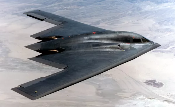 Американский тяжёлый малозаметный стратегический бомбардировщик Northrop B-2 Spirit