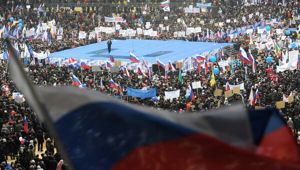 Премьер-министр РФ Владимир Путин выступает на митинге Защитим страну! в спорткомплексе Лужники Премьер-министр РФ Владимир Путин выступает на митинге Защитим страну! в спорткомплексе Лужники
