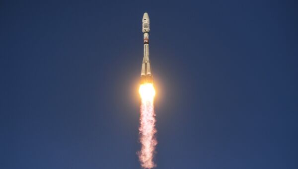 Старт ракеты-носителя Союз-2.1б. Архивное фото Старт ракеты-носителя Союз-2.1б. Архивное фото