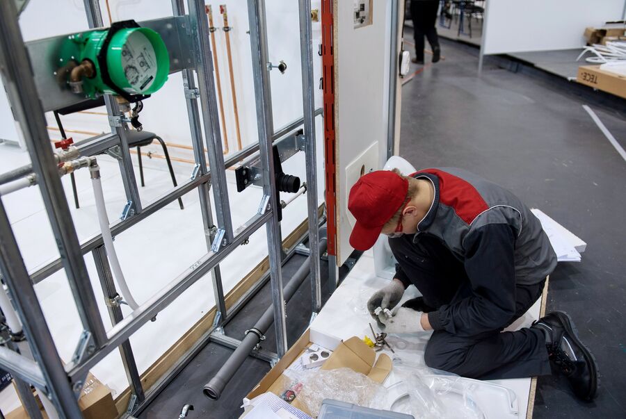 Участник регионального чемпионата «Молодые профессионалы» (WorldSkills Russia), компетенция «Сантехника и отопление» Томск, 2017 г. Участник регионального чемпионата «Молодые профессионалы» (WorldSkills Russia), компетенция «Сантехника и отопление» Томск, 2017 г.