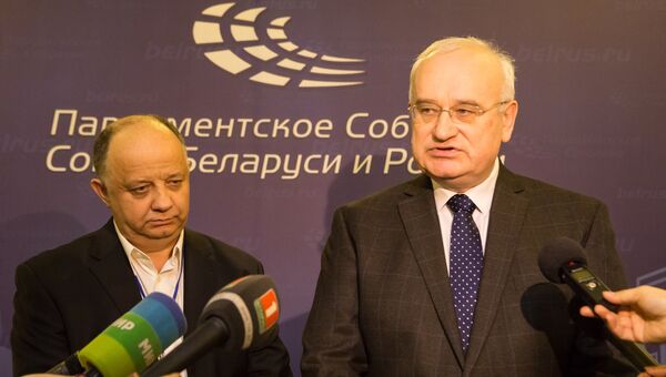 Участники семинара при Парламентском Собрании на тему Формирование единого научно-технологического пространства Союзного государства: проблемы, перспективы, инновации Участники семинара при Парламентском Собрании на тему Формирование единого научно-технологического пространства Союзного государства: проблемы, перспективы, инновации