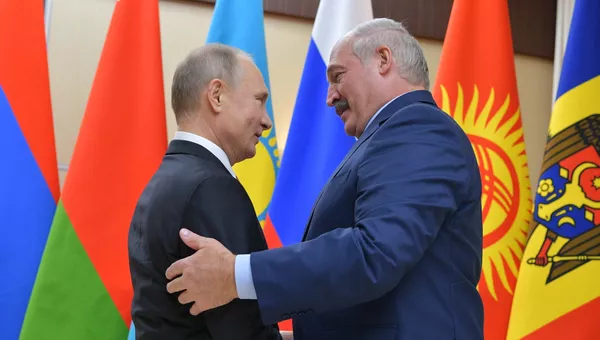Президент РФ Владимир Путин и президент Республики Беларусь Александр Лукашенко. Архивное фото Президент РФ Владимир Путин и президент Республики Беларусь Александр Лукашенко. Архивное фото