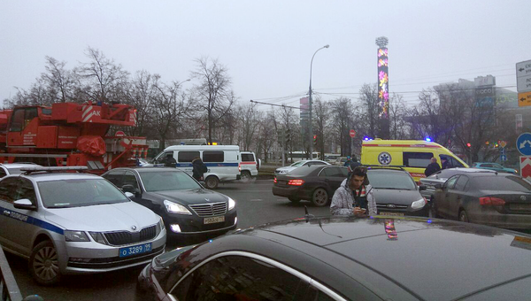 На месте ДТП возле метро Сходненская в Москве. 29 декабря 2017 На месте ДТП возле метро Сходненская в Москве. 29 декабря 2017