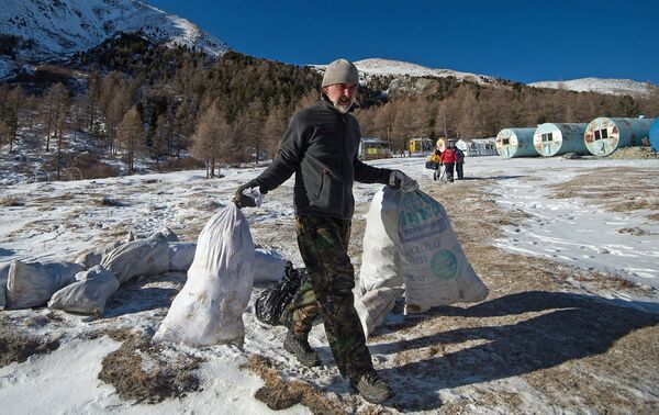Добровольцев старшего возраста не пугает физическая нагрузка или дальние расстояния Добровольцев старшего возраста не пугает физическая нагрузка или дальние расстояния