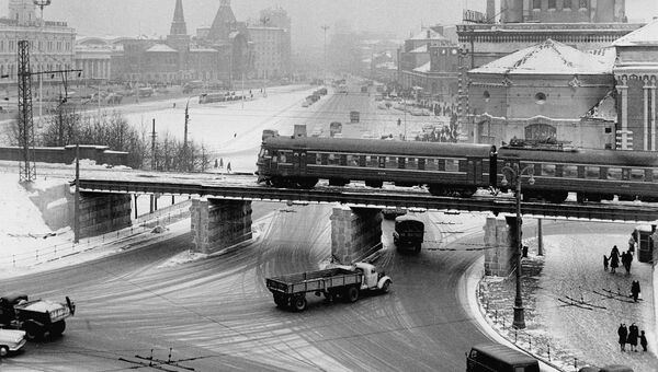 Комсомольская площадь в Москве Комсомольская площадь в Москве