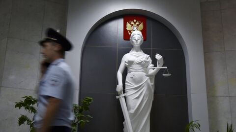 В здании Верховного суда Крыма в Симферополе В здании Верховного суда Крыма в Симферополе
