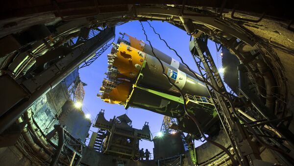 Ракета Союз-2.1а с грузовым кораблем Прогресс МС-08 установлена на стартовый комплекс на космодроме Байконур. 9 февраля 2018 Ракета Союз-2.1а с грузовым кораблем Прогресс МС-08 установлена на стартовый комплекс на космодроме Байконур. 9 февраля 2018