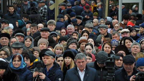 Прощание с погибшими при стрельбе у Свято-Георгиевского храма в Кизляре. 20 февраля 2018 Прощание с погибшими при стрельбе у Свято-Георгиевского храма в Кизляре. 20 февраля 2018
