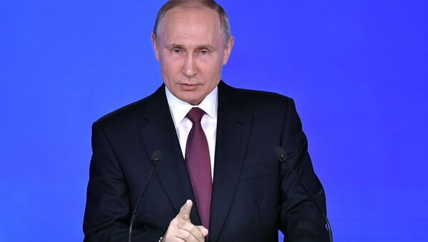 Президент РФ Владимир Путин выступает с ежегодным посланием Федеральному Собранию в ЦВЗ Манеж Президент РФ Владимир Путин выступает с ежегодным посланием Федеральному Собранию в ЦВЗ Манеж
