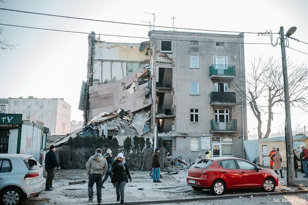 Обрушение жилого дома в городе Познань, Польша. 4 марта 2018 Обрушение жилого дома в городе Познань, Польша. 4 марта 2018