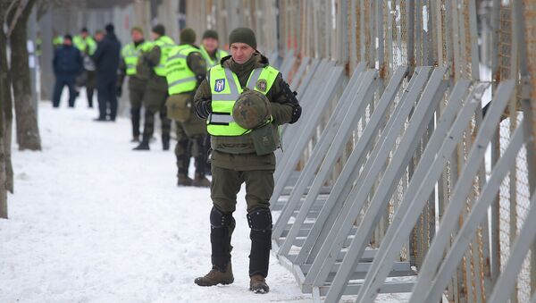 Сотрудники МВД Украины блокируют здание посольства РФ в Киеве в связи с выборами президента РФ. 18 марта 2018 Сотрудники МВД Украины блокируют здание посольства РФ в Киеве в связи с выборами президента РФ. 18 марта 2018