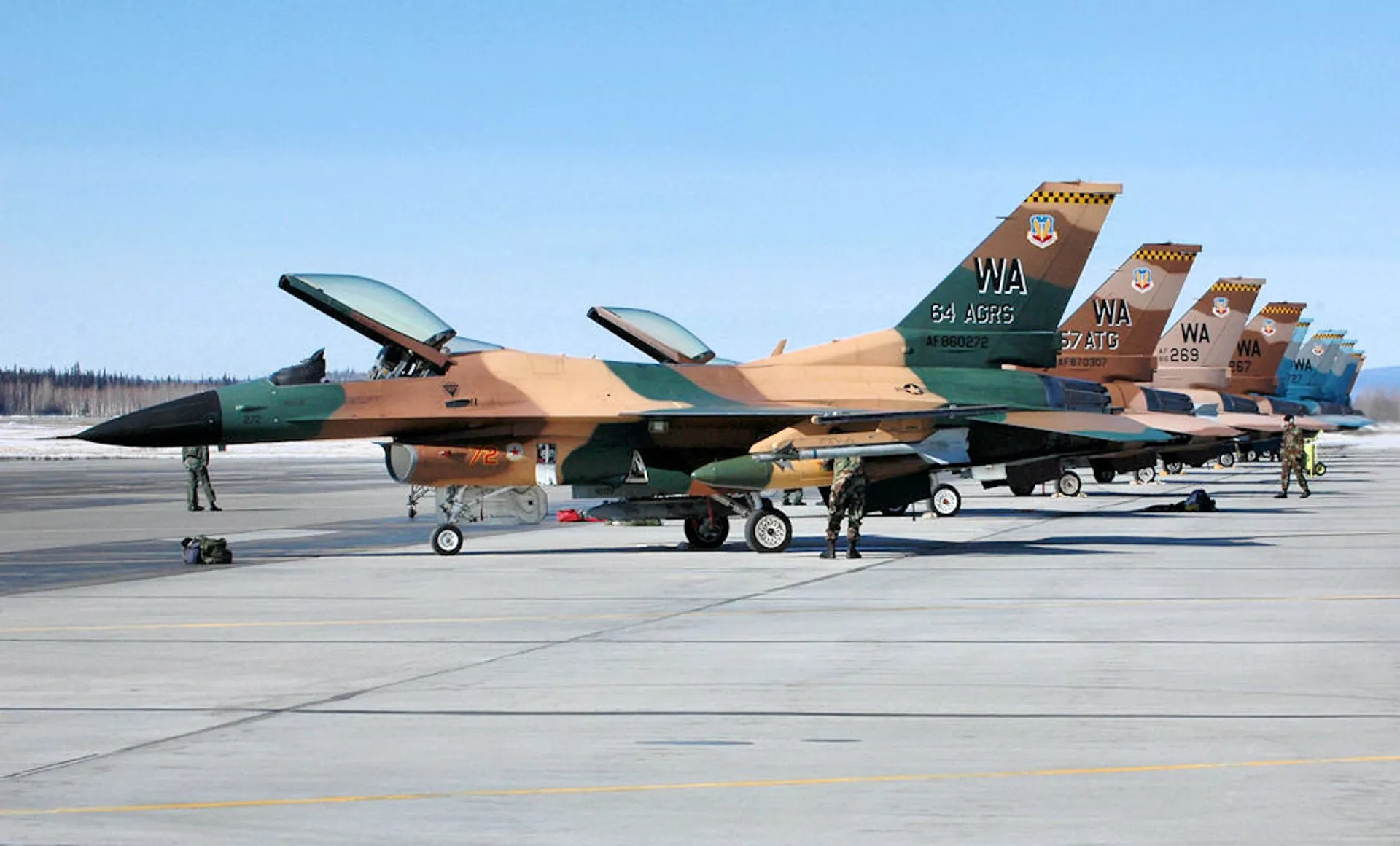 Истребители F-16С 64-й эскадрильи агрессоров (64th Aggressor Squadron) - РИА Новости, 1920, 09.10.2020