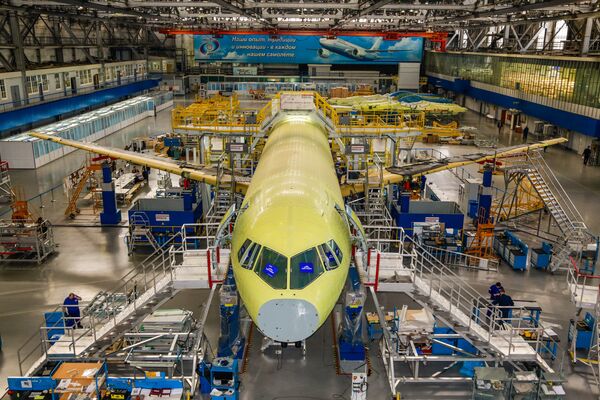 Сборка самолета МС-21 Сборка самолета МС-21