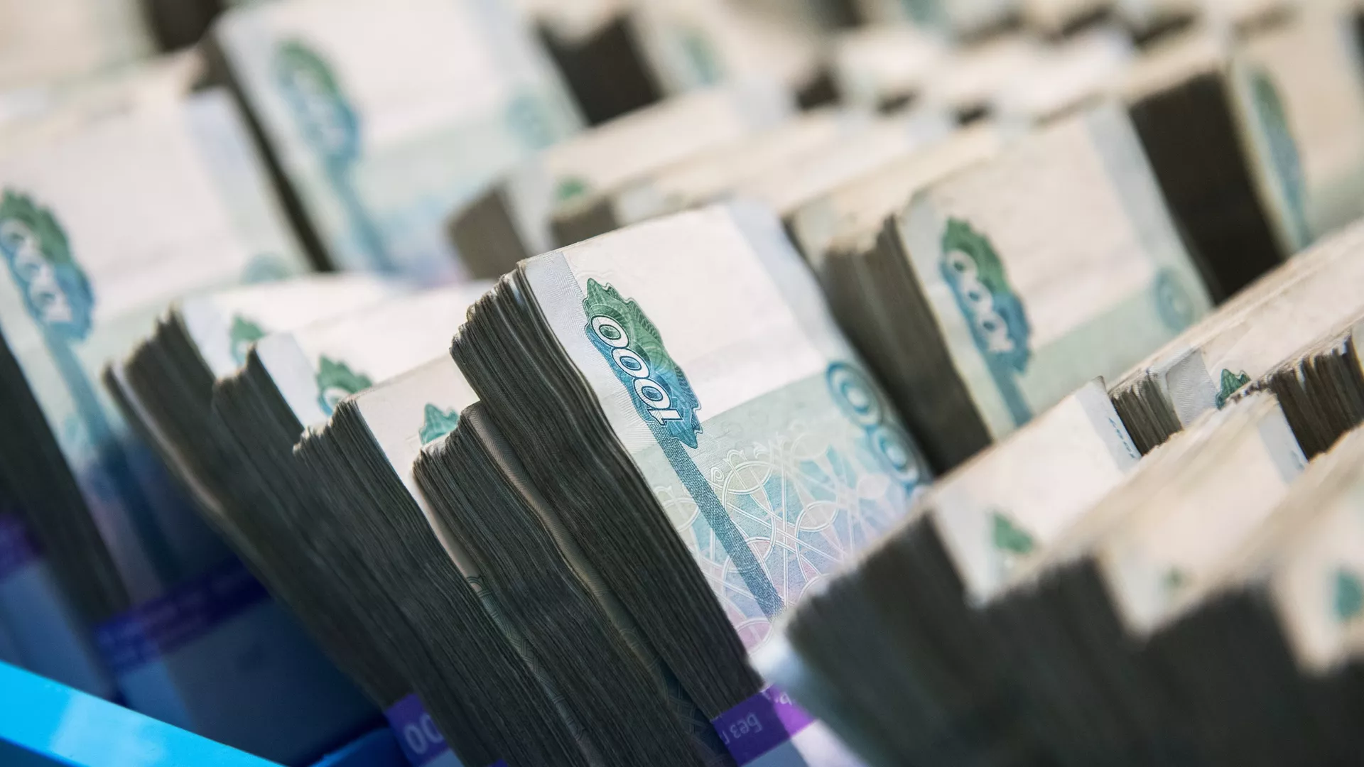 Банкноты номиналом 1000 рублей Банкноты номиналом 1000 рублей - РИА Новости, 1920, 08.06.2021
