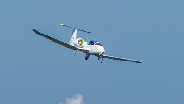 Самолет Airbus E-FAN Самолет Airbus E-FAN
