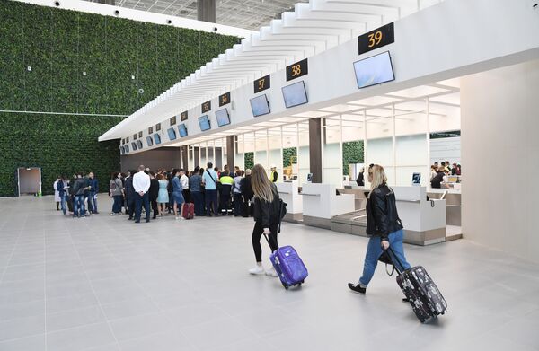 Работа нового терминала аэропорта в Симферополе. 11 апреля 2018 Работа нового терминала аэропорта в Симферополе. 11 апреля 2018