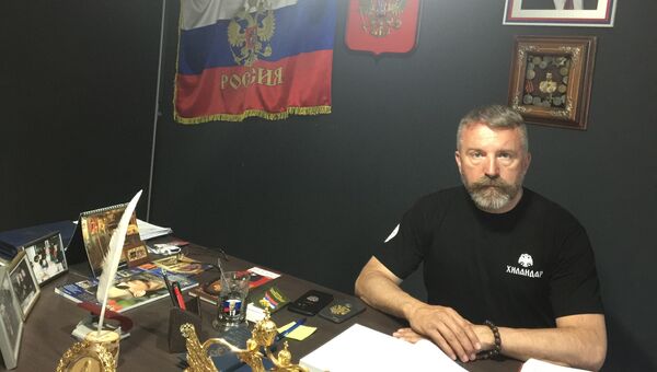 Экс-почетный консул РФ в Черногории Боро Джукич в своем кабинете в городе Будва Экс-почетный консул РФ в Черногории Боро Джукич в своем кабинете в городе Будва