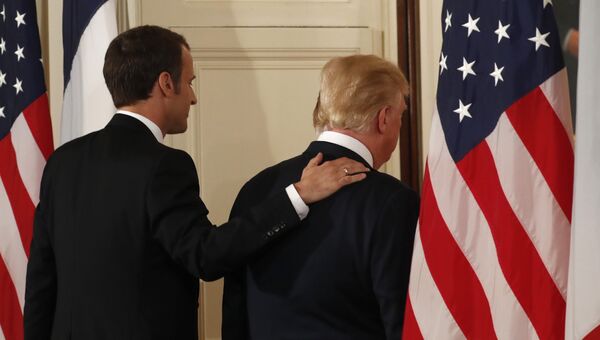 Президент США Дональд Трамп и президент Франции Эммануэль Макрон в Белом доме. 24 апреля 2018 Президент США Дональд Трамп и президент Франции Эммануэль Макрон в Белом доме. 24 апреля 2018