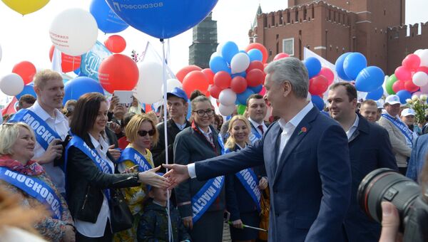 Мэр Москвы Сергей Собянин перед началом первомайской демонстрации на Красной площади в Москве. 1 мая 2018 Мэр Москвы Сергей Собянин перед началом первомайской демонстрации на Красной площади в Москве. 1 мая 2018