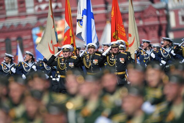 Парадный расчет нахимовского училища на военном параде, посвященном 73-й годовщине Победы в Великой Отечественной войне 1941-1945 годов Парадный расчет нахимовского училища на военном параде, посвященном 73-й годовщине Победы в Великой Отечественной войне 1941-1945 годов
