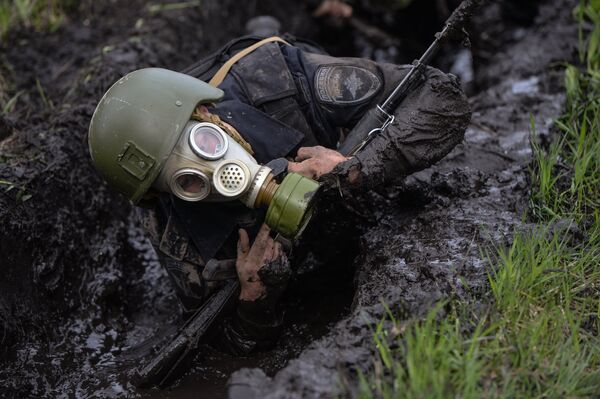 Военнослужащий подразделения специального назначения Сибирского округа Росгвардии на базе учебного центра Горный Военнослужащий подразделения специального назначения Сибирского округа Росгвардии на базе учебного центра Горный