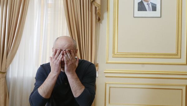Журналист Аркадий Бабченко во время пресс-конференции в Киеве, Украина. 31 мая 2018 Журналист Аркадий Бабченко во время пресс-конференции в Киеве, Украина. 31 мая 2018