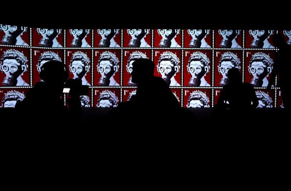 Предпоказ выставки английского уличного художника Бэнкси в Центральном доме художника Предпоказ выставки английского уличного художника Бэнкси в Центральном доме художника
