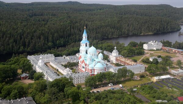 Спасо-Преображенский Валаамский ставропигиальный монастырь. Архивное фото Спасо-Преображенский Валаамский ставропигиальный монастырь. Архивное фото