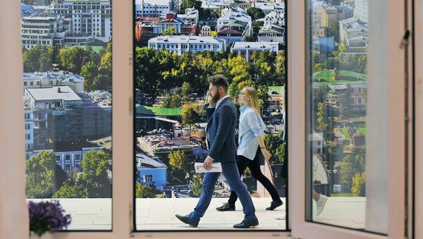 Стенд с шоу-румом квартир, предлагаемых москвичам в рамках программы реновации Стенд с шоу-румом квартир, предлагаемых москвичам в рамках программы реновации
