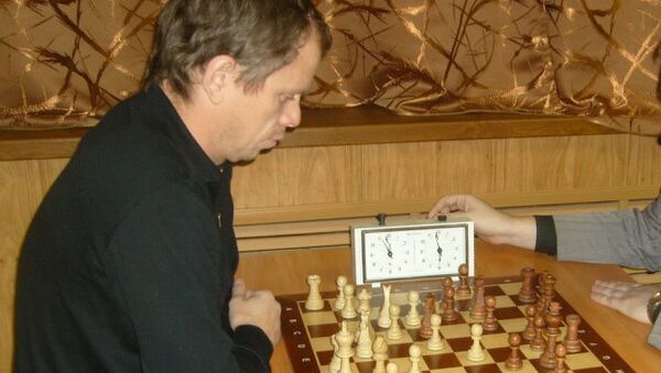 Юрий Шорчев за игрой Юрий Шорчев за игрой