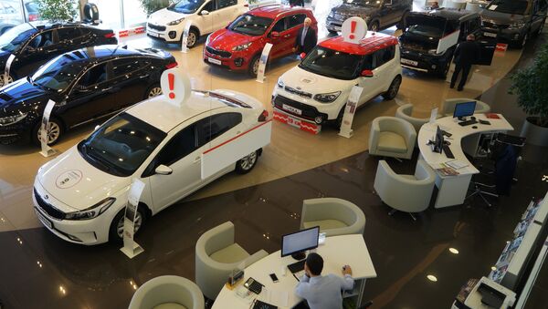 Автомобили KIA в автосалоне Автомобили KIA в автосалоне