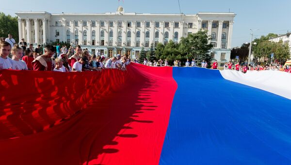 Празднование Дня государственного флага Российской Федерации в Симферополе. 22 августа 2018 Празднование Дня государственного флага Российской Федерации в Симферополе. 22 августа 2018