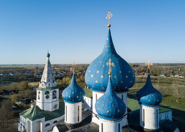 Рождественский собор на территории Суздальского кремля Рождественский собор на территории Суздальского кремля