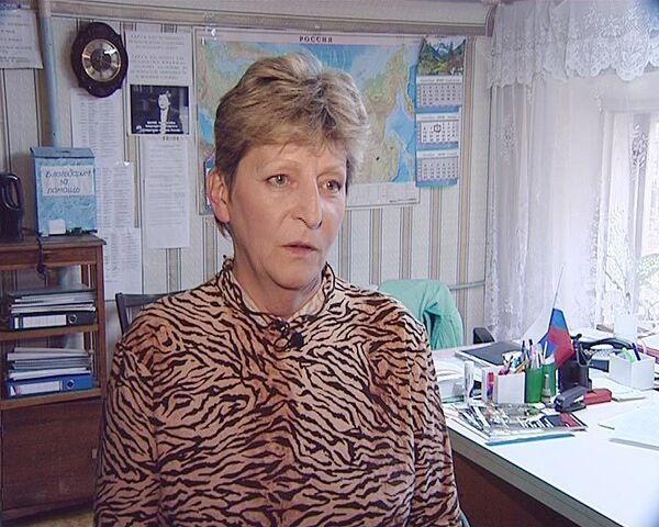 Из-за сокращения срока службы в армии идет война - правозащитник Из-за сокращения срока службы в армии идет война - правозащитник