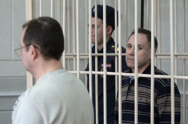52-летний бывший милиционер Евгений Чуплинский, обвиняемый в убийстве 19 женщин с 1998 по 2005 год, во время оглашения ему приговора в Новосибирском областном суде. 6 марта 2018 52-летний бывший милиционер Евгений Чуплинский, обвиняемый в убийстве 19 женщин с 1998 по 2005 год, во время оглашения ему приговора в Новосибирском областном суде. 6 марта 2018