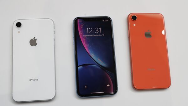 Демонстрация новых смартфонов Apple iPhone Xr. 12 сентября 2018 года Демонстрация новых смартфонов Apple iPhone Xr. 12 сентября 2018 года