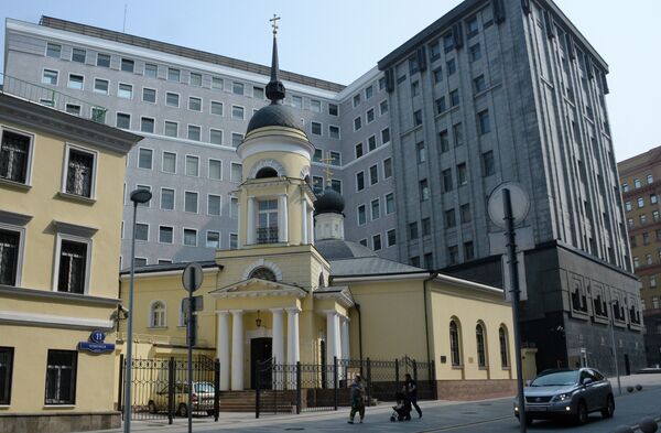 Церковь Софии Премудрости Божией у Пушечного двора, что на Лубянке (1692 г.) на Пушечной улице в Москве Церковь Софии Премудрости Божией у Пушечного двора, что на Лубянке (1692 г.) на Пушечной улице в Москве