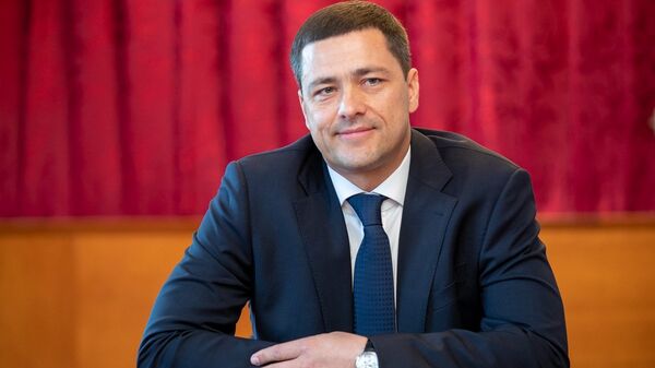 Михаил Ведерников Михаил Ведерников