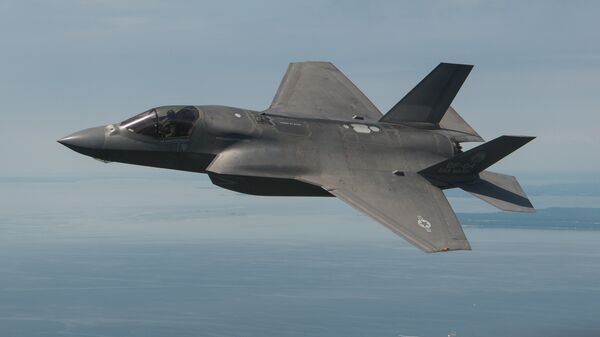 Американский истребитель F-35B Американский истребитель F-35B