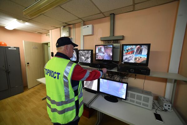 Диспетчерская моста Богдана Хмельницкого Диспетчерская моста Богдана Хмельницкого