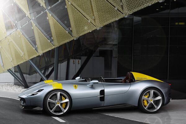 Автомобиль Ferrari Monza SP1 Автомобиль Ferrari Monza SP1
