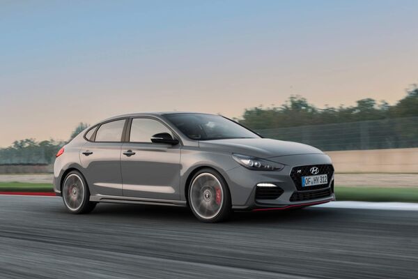 Автомобиль Hyundai i30 Fastback N Автомобиль Hyundai i30 Fastback N