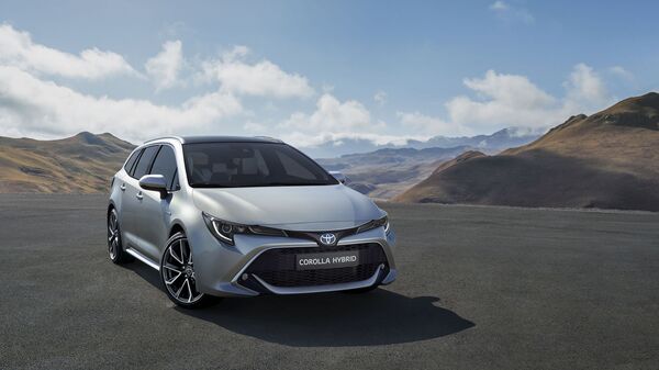 Автомобиль Toyota Corolla Touring Sports Автомобиль Toyota Corolla Touring Sports