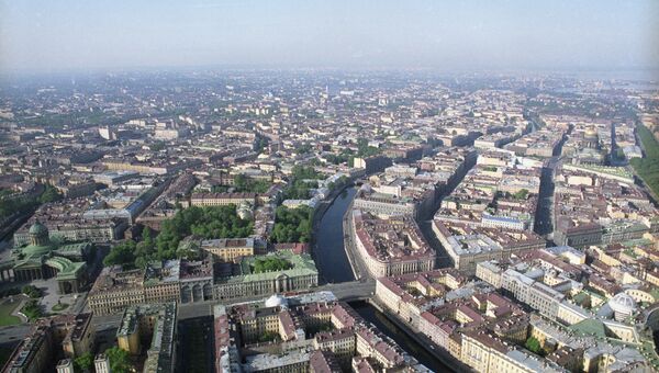 Панорама города. Съемка велась в воздушного шара Бруклин, пилотируемого Львом Мавриным Панорама города. Съемка велась в воздушного шара Бруклин, пилотируемого Львом Мавриным